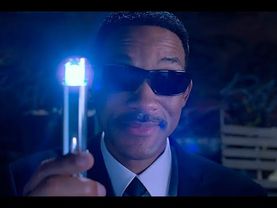 Люди в чёрном -вспышка