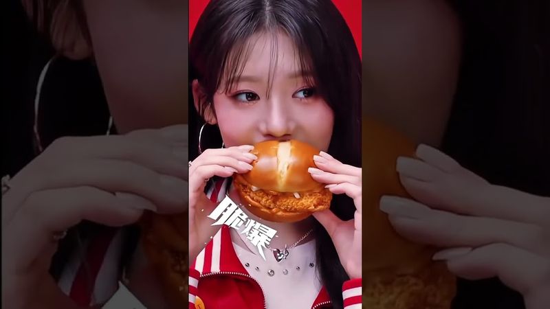 Babymonster eating burger😋🍔 #babymonster #eating #burger