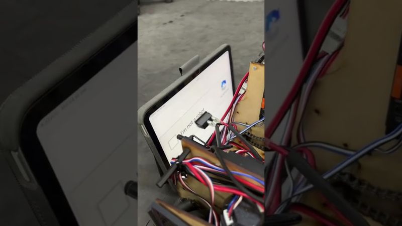 Asi comienza la IA #robotica #mecatrónica #mecatronica #robot #circuitos #electrónica