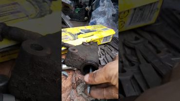 Не прокачивается сцепление на камазе,одна из причин! При замене главного цилиндра сцепления.