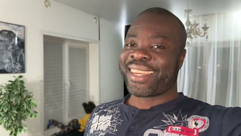 Дети у нас живут по московскому времени! Мы вообще 😃