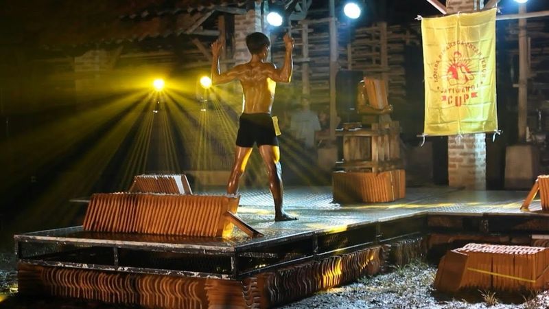 Indonesian rooftilers flex muscles to keep local industry alive | AFP