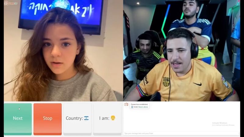 عبسي وذباح يمقلبون بنات اردنيات في الاومو تيفي🔞عبسي يعود بااقوى بعرات🤣