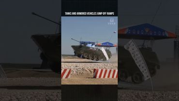 Carri armati e veicoli blindati saltano dalle rampe