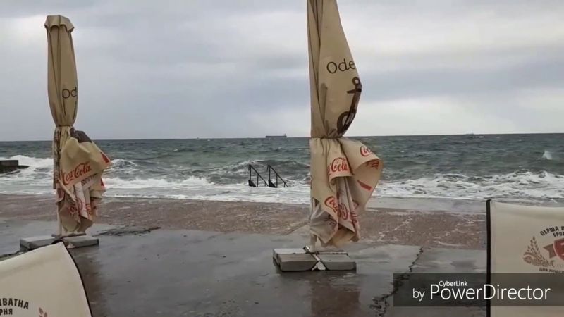 Одесса. Одесский пассаж. Пляж Ланжерон. Памятник Бабелю. Ресторан грузинской кухни в Одессе.