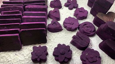 Part 3: Mass Vibrant Deep Purple Iron Oxide Crush Powdery Crunchy Soft Dusty