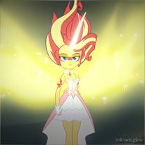 #SUNSETSHIMMER: LOVE THIS GIRL ❤️💛  - This has to be one of my favori...