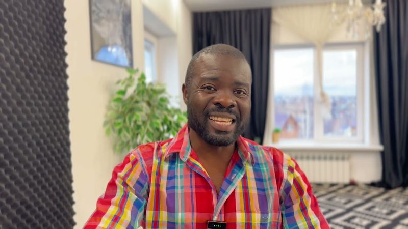 Опять скандал из-за какого рacизма, которого по моему нету