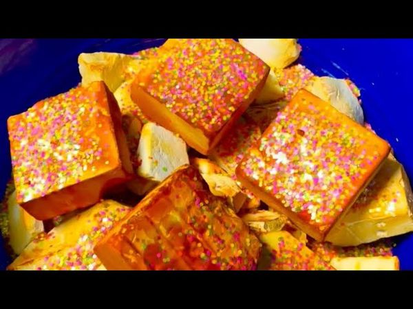 Crunchy Yellow Dyed Gym Chalk with Confetti Glitter