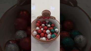 Christmas Restocks🎄🍯 #christmas #restock #asmr #satisfying #home #organization #viral #shorts #fyp