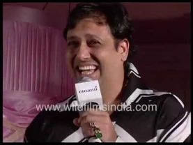 गोविंदा ने मंच पर माधुरी दीक्षित को हस्तलिखित कविता पढ़कर सुनाई