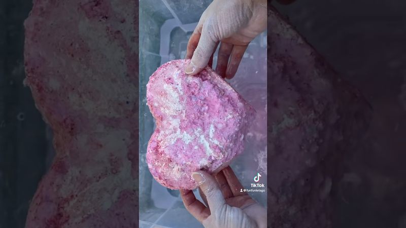 Mask up - Dusty powdery reform