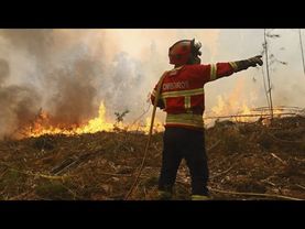 Firefighters 'exhausted' on the second day of Portugal's state of alert for wildfires