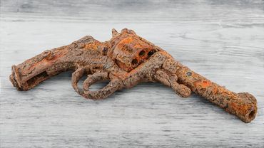 Наган | Реставрация старого ржавого револьвера