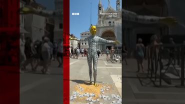 Jeff Bezos mannequins have been popping up all over Venice ahead of his lavish wedding. #BBCNews