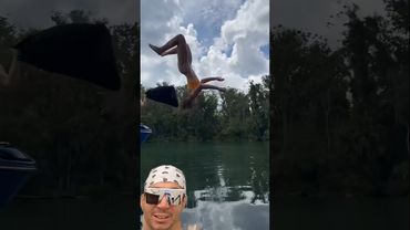 the best way to cool down during summer 💛 #funny #trandingreaction #reactionshorts #reels #shorts