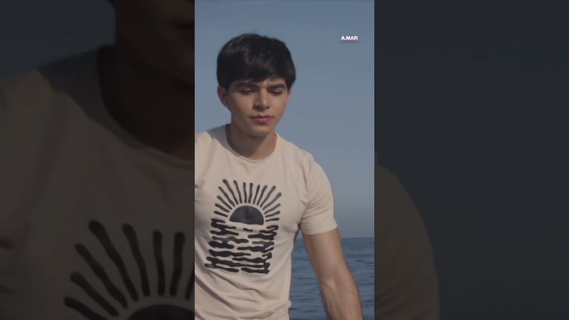 Yazmín esparce las cenizas de su abuela en el mar #AMar #Uninovelas