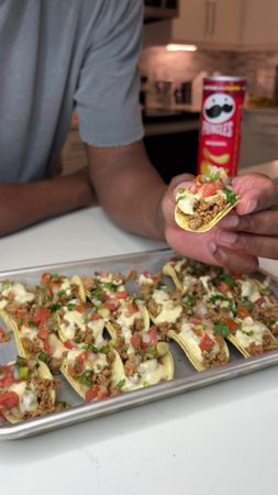 We partnered with @The Rapping Chef 🎤👨🏾‍🍳 to make these Pringles Taco...