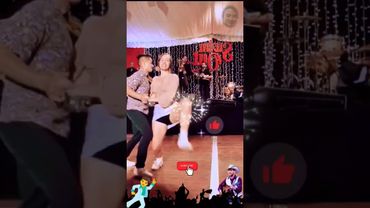 Explorando la fiebre del baile de los 80 l Una tendencia global | Duong Vlog #borntobealive #shorts