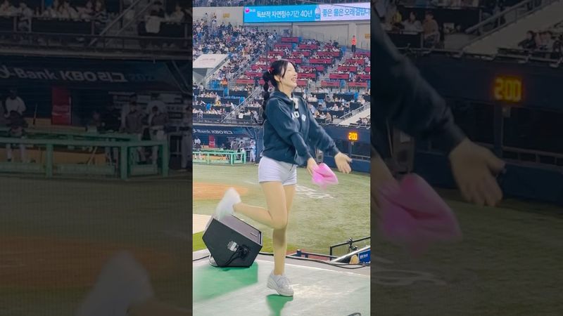 발에 스프링 달린줄 어디서든 항상 열심히 하는 지나님 #윤지나 #윤지나치어리더#키움히어로즈 #키움히어로즈치어리더