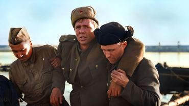 Уникальная кинохроника "мясорубки" на Днепре. Прорыв Восточного вала. Переправа века (1943)