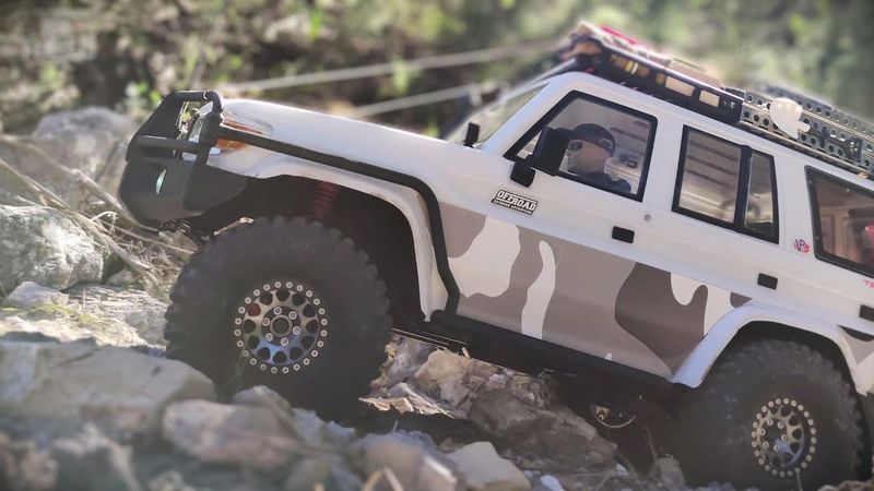 1/10 SCALE TOYOTA LC76 RGT 86190 ADVENTURE 4X4 OFF-ROAD