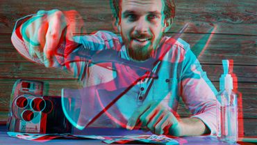 3D Video Ultra Pop Out -  Tomahawk Axe