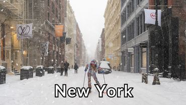 New York City Snowstorm Walking Tour: SoHo in Heavy Snow | 4K