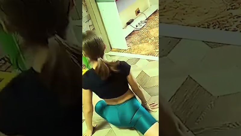 Сели На Шпагат!