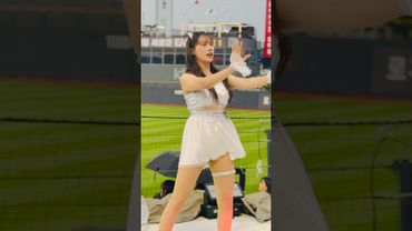 안타 날려주세요 멀리멀리 #이서윤 #이서윤치어리더#ktwiz #kt위즈 #kt위즈치어리더