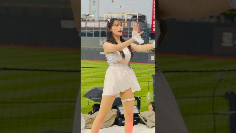 안타 날려주세요 멀리멀리 #이서윤 #이서윤치어리더#ktwiz #kt위즈 #kt위즈치어리더