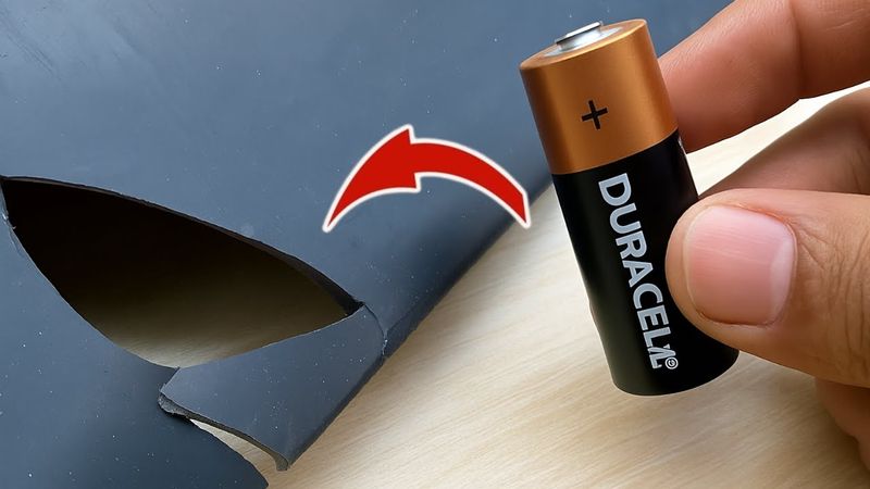 Metodo INCREDIBILE per riparare la plastica in casa e risparmiare! Sembra nuova!