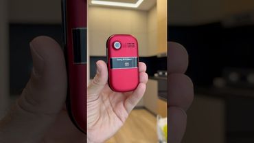 Sony Ericsson z320i red silver blue #retrophone #sony #sonyericsson #smartphone #retro