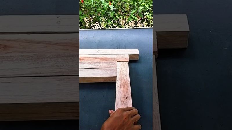 cara cepat membuat pola sudut untuk bingkai persegi #woodworking #carpentry