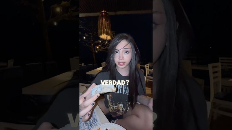 Probando mariscos por primera vez en Veracruz 🤣🩷 #humor #isofigirl #comida #fyp #mexico