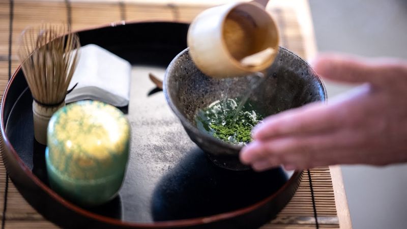 Почему неправильно пить матчу – расточительство