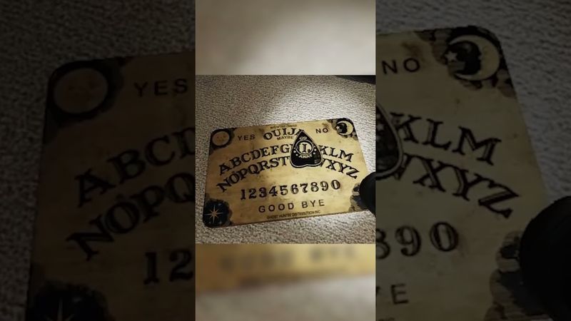 ЩО ПРИХОВУЄ ДОШКА УІДЖІ?! | 100 ФАКТІВ ПРО...ФАЗМОФОБІЮ | ФАКТ 5 | Phasmophobia #shorts