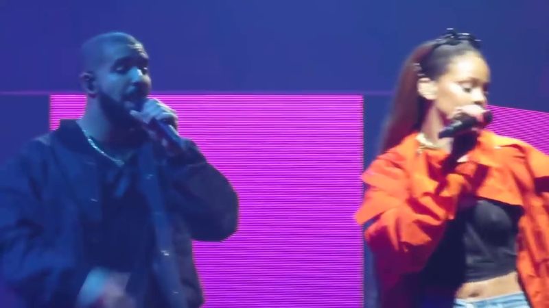 Drake & Rihanna Perform at OVO Fest 2016