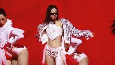 251220 BLACKPINK JENNIE 제니 @ 2025 MELON MUSIC AWARDS MMA 'like JENNIE' FANCAM [4K]