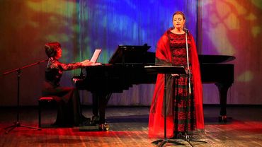 1 Ирина Крутова, Галина Преображенская "О странностях любви", Р.Шуман, М.де Фалья