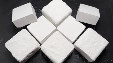 Plain & Pasted Gym Chalk Collab w/ @The_Chalk_RoomBD  + Bonus video #zinniagymchalk