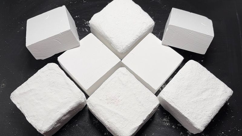 Plain & Pasted Gym Chalk Collab w/ @The_Chalk_RoomBD  + Bonus video #zinniagymchalk