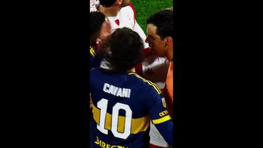 🟨 Amarilla para Cavani