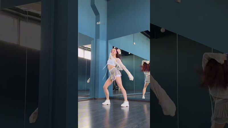 Тг канал:alisa_lisssa7 #kpop #jhope #killingitgirl #bts #kpopdancecover #killingitgirl