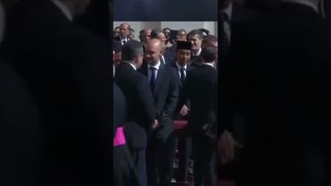 Ватикан ПОРУШИВ протокол! Зеленського посадили ПОРЯД із Трампом на похороні #shorts