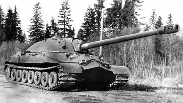 ИС-7 — самый тяжёлый советский танк в истории, который мог уничтожить ВСЁ!