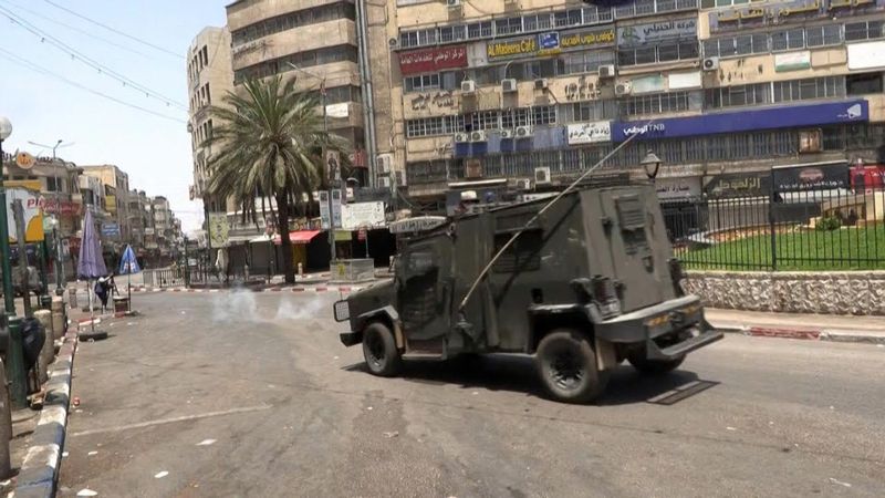 Palestinians clash with Israeli forces during raid in West Bank's Nablus | AFP