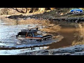 RC Car Traxxas TRX4 Ford Bronco Valley Rock Climbing