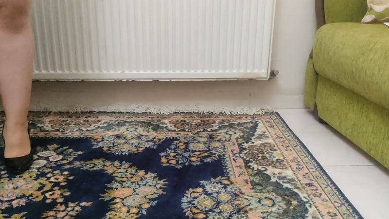 HIGH HEELS CRUSH RC CAR (PART1)