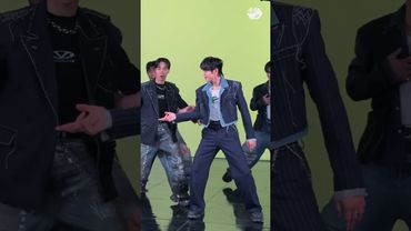 매 순간이 하이라이트인 Chains 릴댄🖤 | HIGHLIGHT SLO-MO | iPhone 16 Pro (4K)